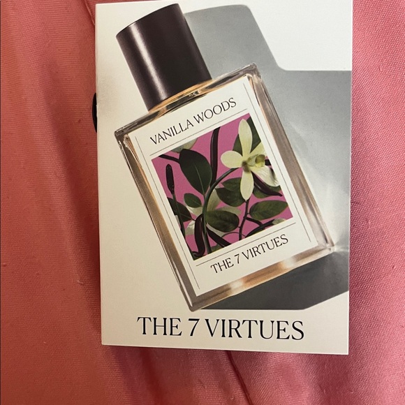 13 Assorted Fragrance Sample - Picture 8 of 14